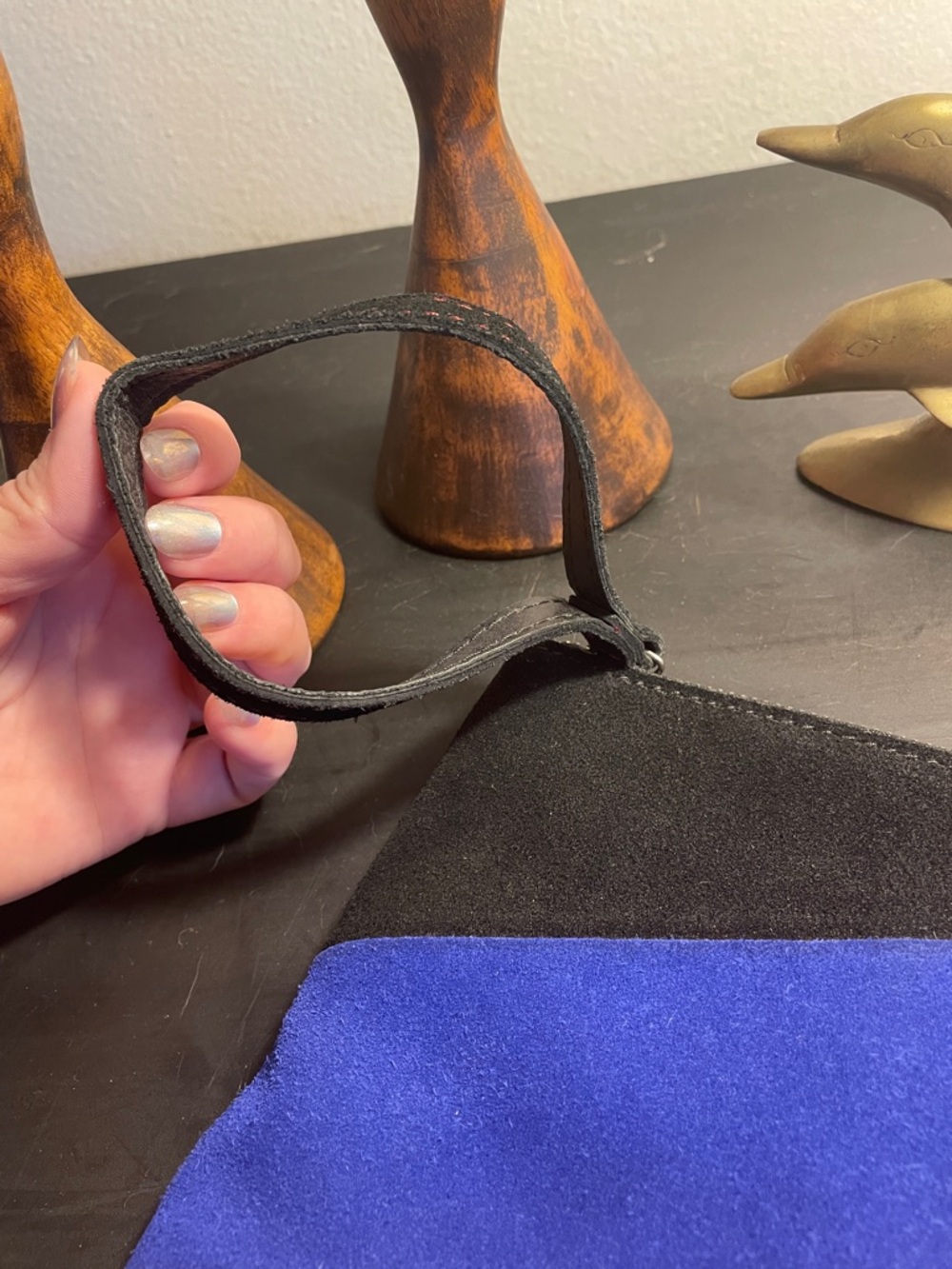 Patricia Nash Suede Wristlet - Picture 3 of 15